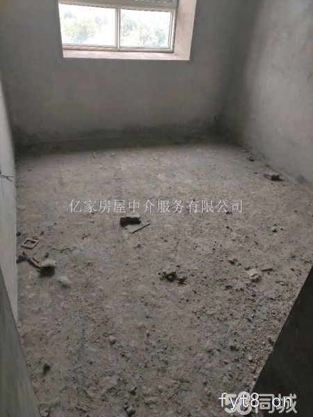 西大闸 滨河蓝湾2室出售,从未住有钥匙,产证齐全